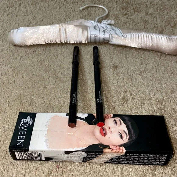 💲5 | 2 Lip Liner Duo - Picture 7 of 8